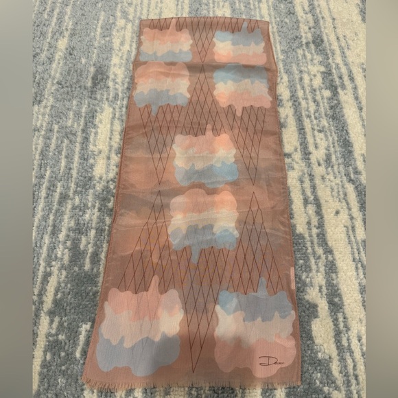 Desco Scarf - Picture 1 of 1